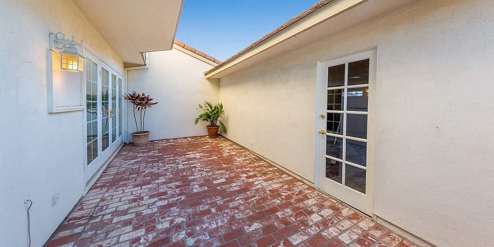 32149 Lake Meadow Ln., Westlake Village, CA 91361