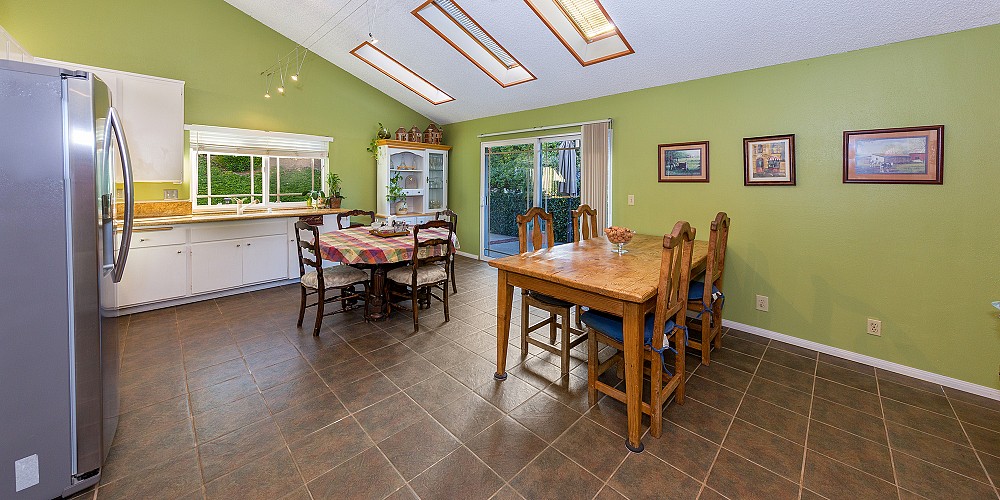 4131 Defender Dr, Agoura Hills, CA 91301