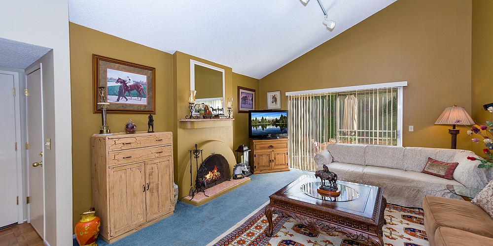 4131 Defender Dr, Agoura Hills, CA 91301