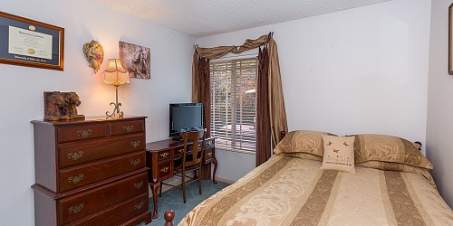 4131 Defender Dr, Agoura Hills, CA 91301