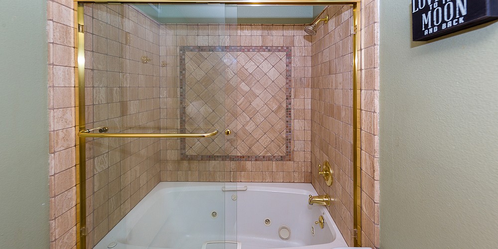 4131 Defender Dr, Agoura Hills, CA 91301