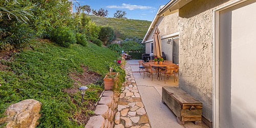 4131 Defender Dr, Agoura Hills, CA 91301