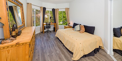 29934 Triunfo Dr, Agoura Hills, CA 91301