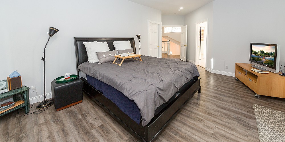 29934 Triunfo Dr, Agoura Hills, CA 91301