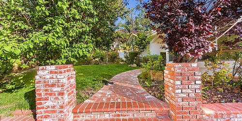 29934 Triunfo Dr, Agoura Hills, CA 91301