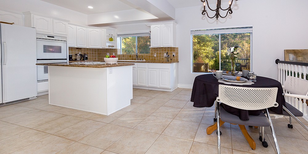 29934 Triunfo Dr, Agoura Hills, CA 91301