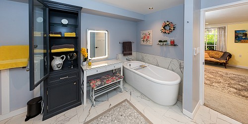 29140 South Lakeshore Drive, Agoura Hills, CA 91301