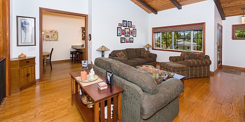 1762 Los Feliz Drive, Thousand Oaks, CA 91362