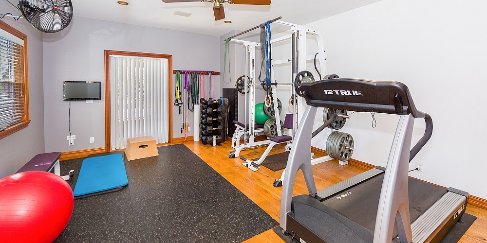 1762 Los Feliz Drive, Thousand Oaks, CA 91362