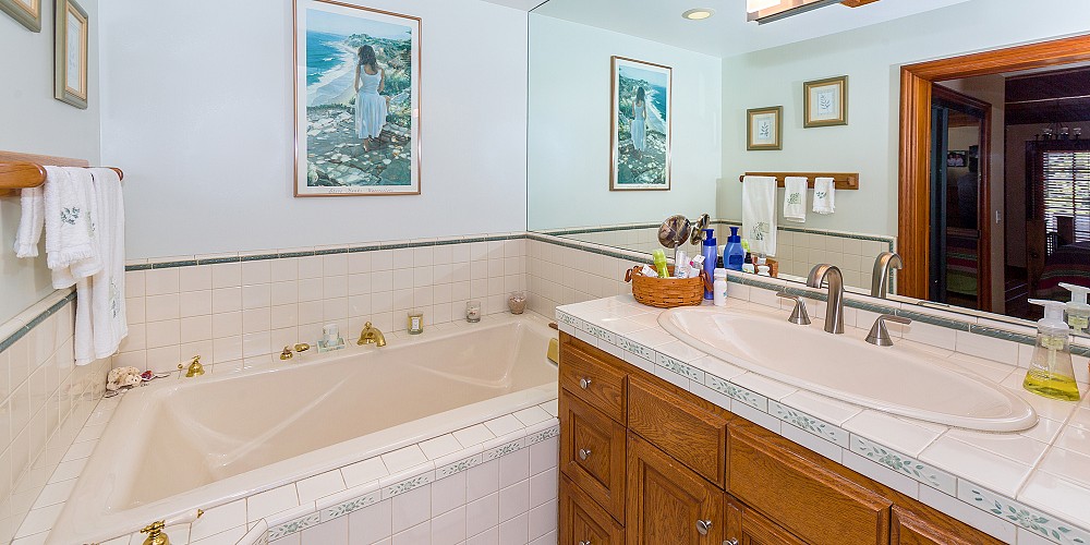 1762 Los Feliz Drive, Thousand Oaks, CA 91362