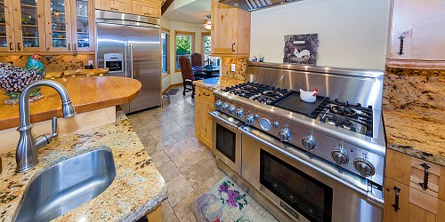 29984 Triunfo Dr, Agoura Hills, CA 91301