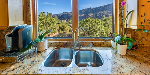 29984 Triunfo Dr, Agoura Hills, CA 91301