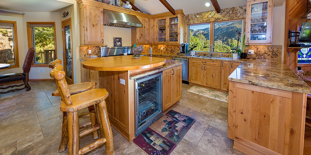 29984 Triunfo Dr, Agoura Hills, CA 91301