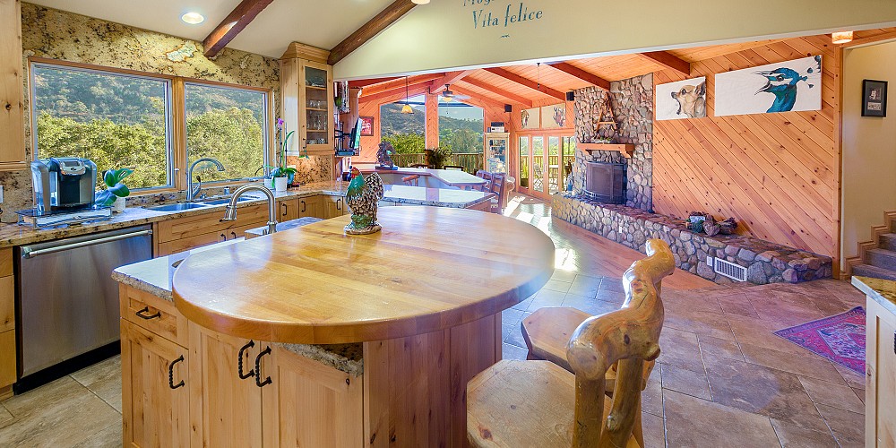 29984 Triunfo Dr, Agoura Hills, CA 91301