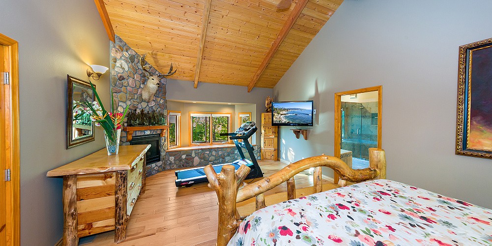 29984 Triunfo Dr, Agoura Hills, CA 91301