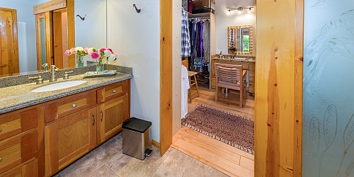 29984 Triunfo Dr, Agoura Hills, CA 91301