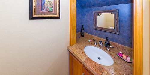 29984 Triunfo Dr, Agoura Hills, CA 91301