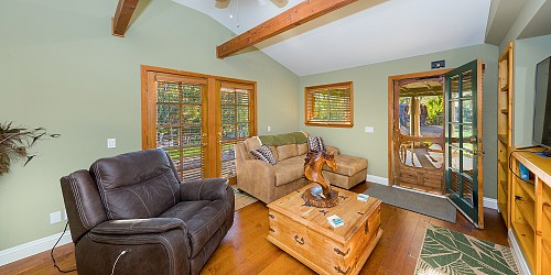 29984 Triunfo Dr, Agoura Hills, CA 91301