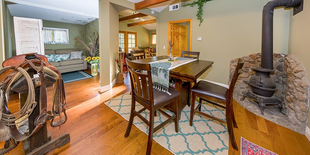 29984 Triunfo Dr, Agoura Hills, CA 91301