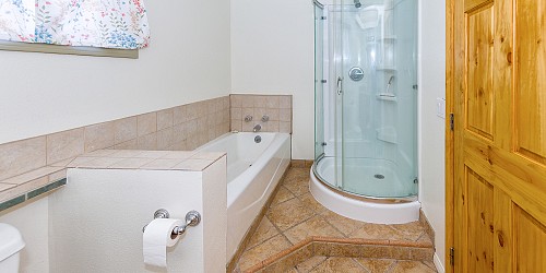 29984 Triunfo Dr, Agoura Hills, CA 91301