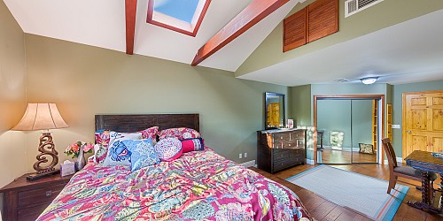 29984 Triunfo Dr, Agoura Hills, CA 91301