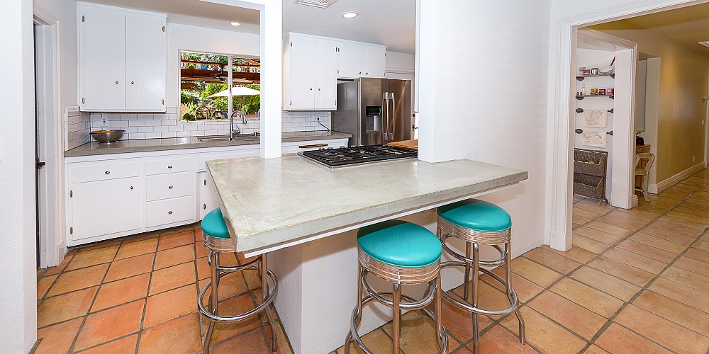 2285 Calle Camelia, Thousand Oaks, CA 91360