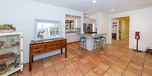 2285 Calle Camelia, Thousand Oaks, CA 91360