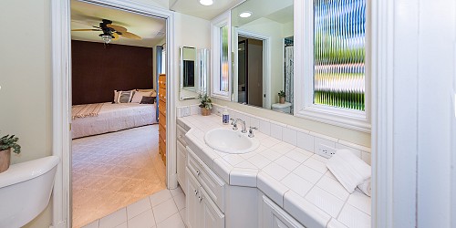 2285 Calle Camelia, Thousand Oaks, CA 91360