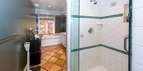 2285 Calle Camelia, Thousand Oaks, CA 91360