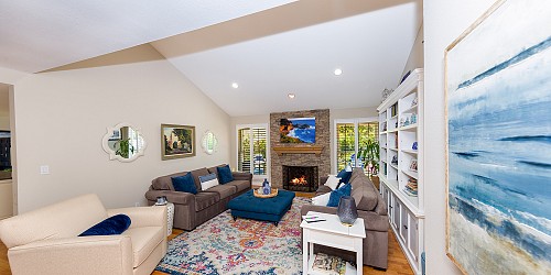 176 Wedgewood Circle, Thousand Oaks, CA 91360