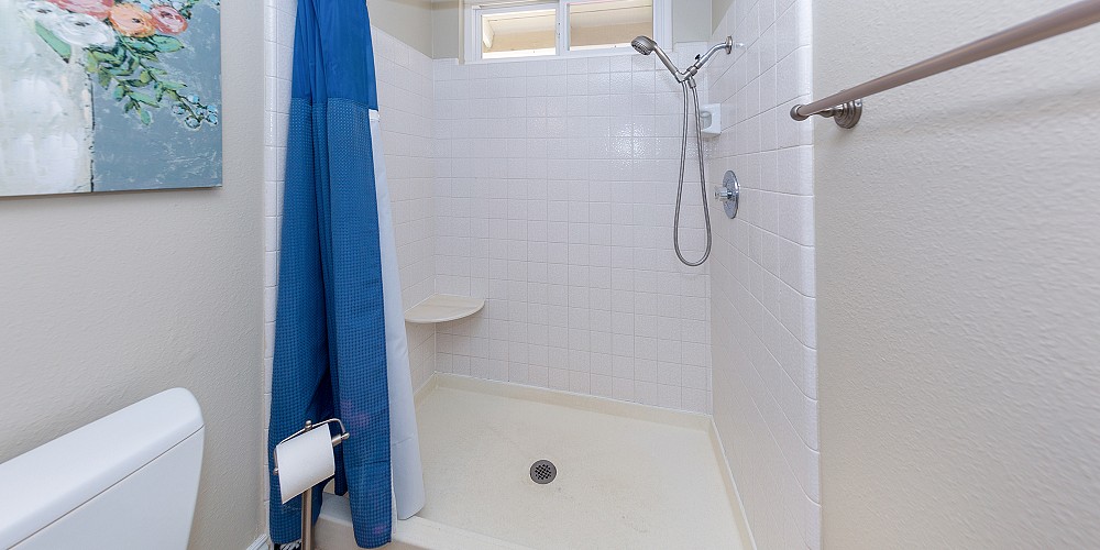 176 Wedgewood Circle, Thousand Oaks, CA 91360