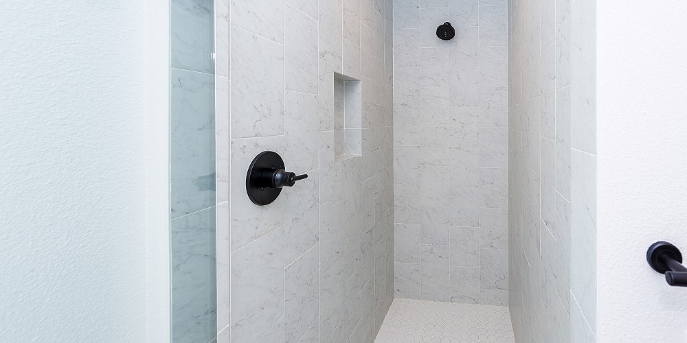 5537 Foothill Drive, Agoura Hills, CA 91301