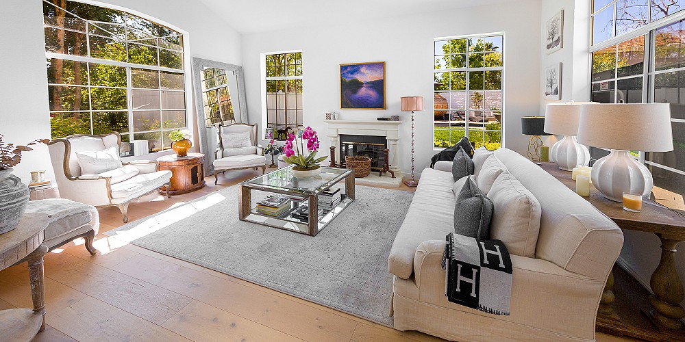 5537 Foothill Drive, Agoura Hills, CA 91301