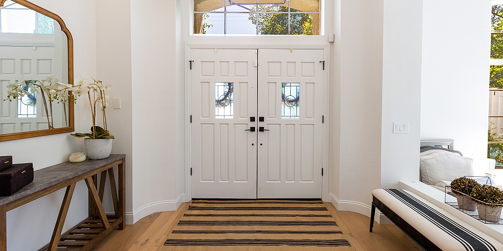 5537 Foothill Drive, Agoura Hills, CA 91301