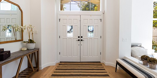 5537 Foothill Drive, Agoura Hills, CA 91301