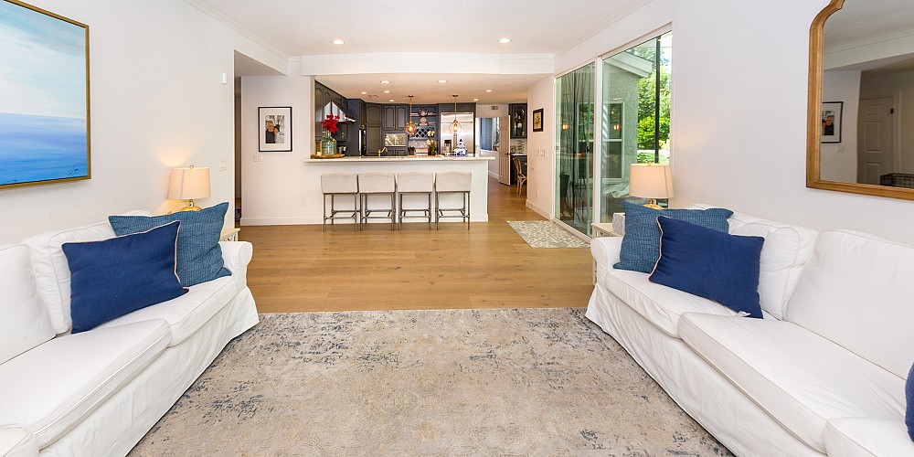 5537 Foothill Drive, Agoura Hills, CA 91301