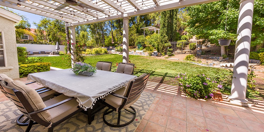 5537 Foothill Drive, Agoura Hills, CA 91301