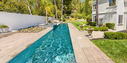 5537 Foothill Drive, Agoura Hills, CA 91301