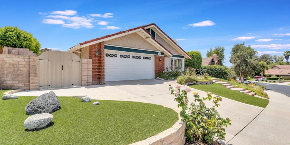 13644 Bear Valley RD., Moorpark, CA 93021