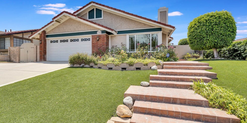 13644 Bear Valley RD., Moorpark, CA 93021