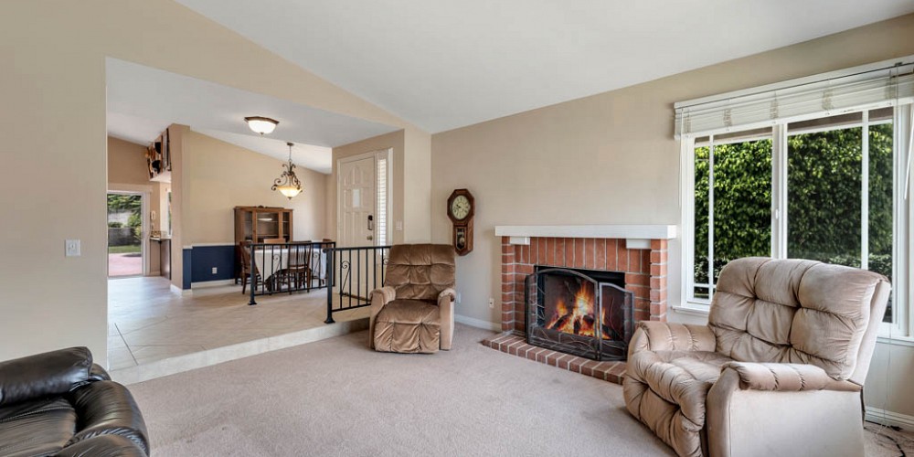 13644 Bear Valley RD., Moorpark, CA 93021