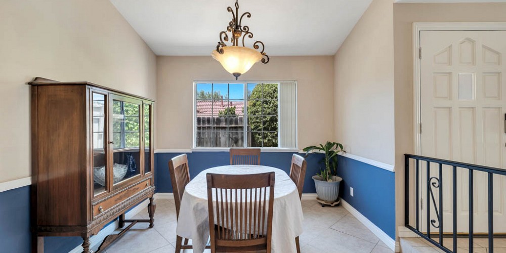 13644 Bear Valley RD., Moorpark, CA 93021