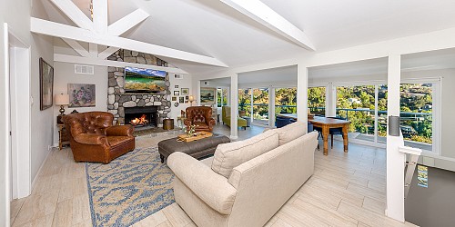 2445 Highpoint Dr, Agoura Hills, CA 91301