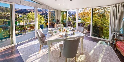 2445 Highpoint Dr, Agoura Hills, CA 91301