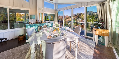 2445 Highpoint Dr, Agoura Hills, CA 91301