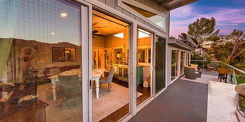 2445 Highpoint Dr, Agoura Hills, CA 91301