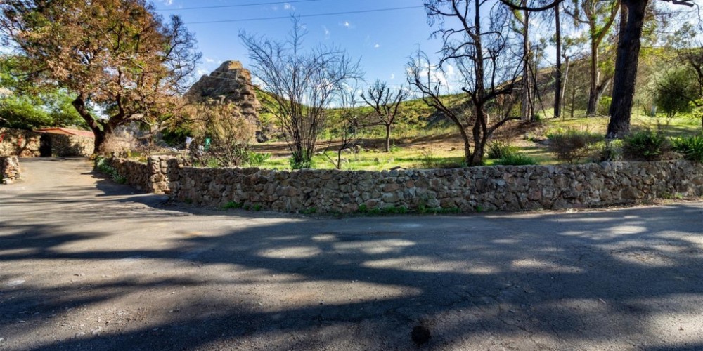 28804 Lakeshore Drive, Agoura Hills, CA 91301