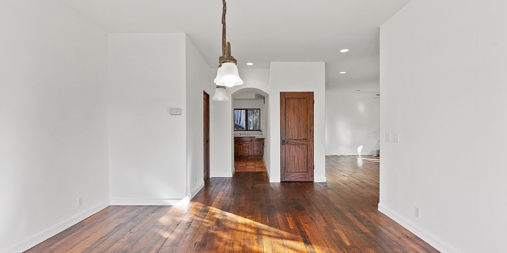 2045 Lookout Dr., Agoura Hills, CA 91301