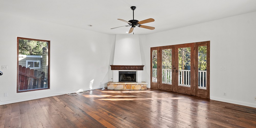 2045 Lookout Dr., Agoura Hills, CA 91301