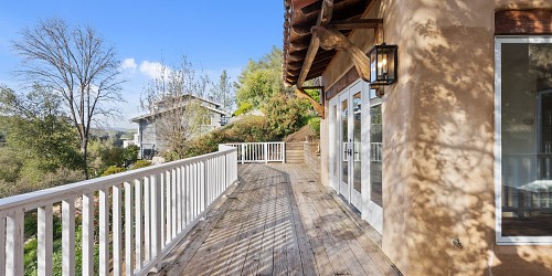 2045 Lookout Dr., Agoura Hills, CA 91301